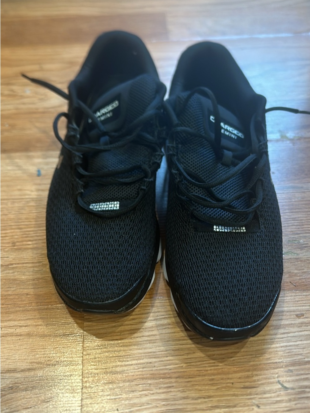 Under Armour Men's Black Breathable Mesh Running Shoes